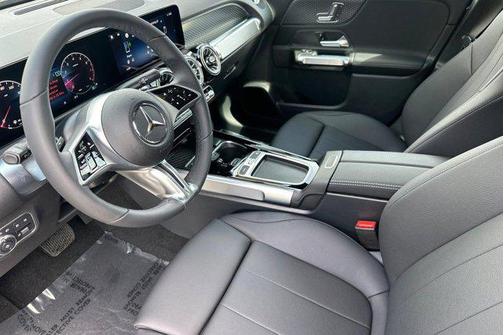 Night Black 2026 Mercedes-Benz GLB 250 Base