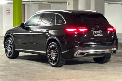 2025 Mercedes-Benz GLC 300 4MATIC
