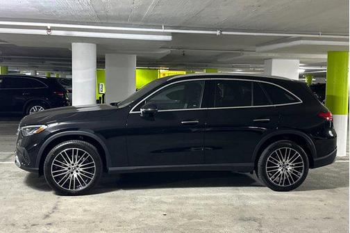 2025 Mercedes-Benz GLC 300 4MATIC