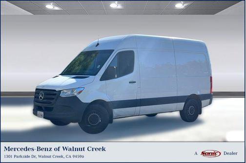 Arctic White 2022 Mercedes-Benz Sprinter 2500 Standard Roof