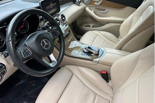 2018 Mercedes-Benz GLC 300 Base