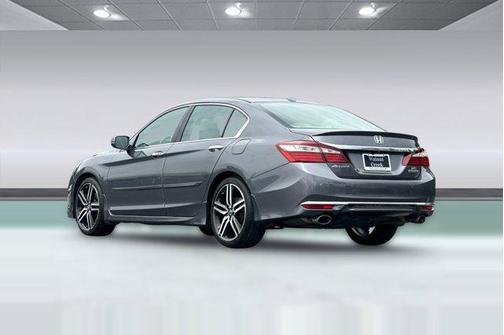 Modern Steel Metallic 2017 Honda Accord Touring V6