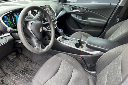 2018 Chevrolet Volt LT