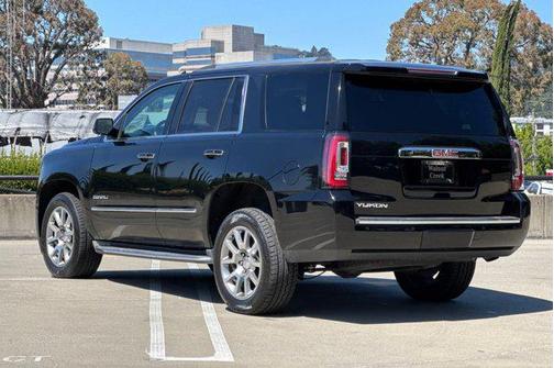 2016 GMC Yukon Denali