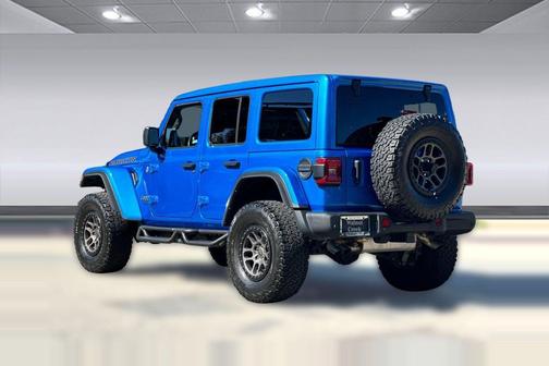 Hydro Blue Pearlcoat 2022 Jeep Wrangler Unlimited Rubicon 392