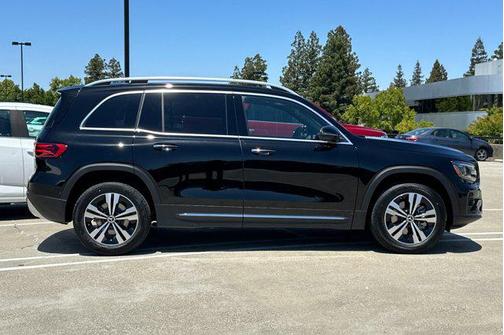 2025 Mercedes-Benz GLB 250 Base
