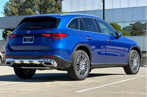 2025 Mercedes-Benz GLC 300 4MATIC