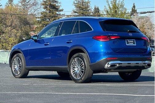 2025 Mercedes-Benz GLC 300 4MATIC