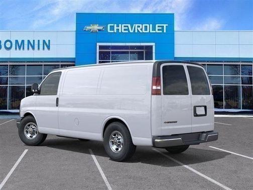 2025 Chevrolet Express 2500 RWD 2500 Regular Wheelbase WT
