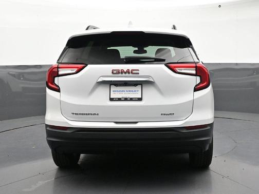 Summit White 2022 GMC Terrain SLE