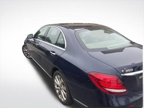 2019 Mercedes-Benz E-Class 4MATIC