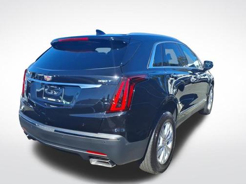 2025 Cadillac XT5 Luxury