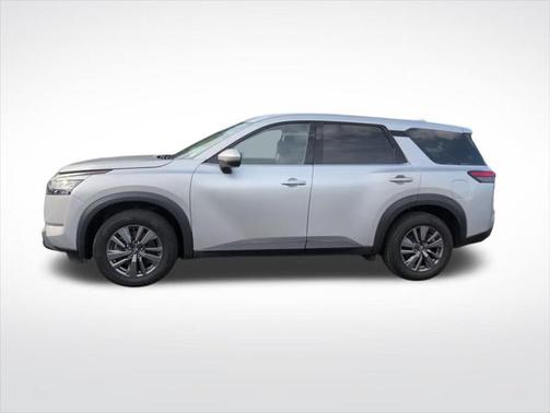 2022 Nissan Pathfinder S 4WD