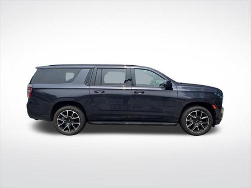 2022 Chevrolet Suburban RST