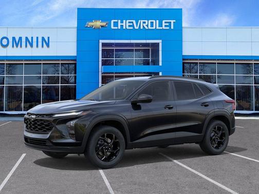 Mosaic Black Metallic 2026 Chevrolet Trax LT
