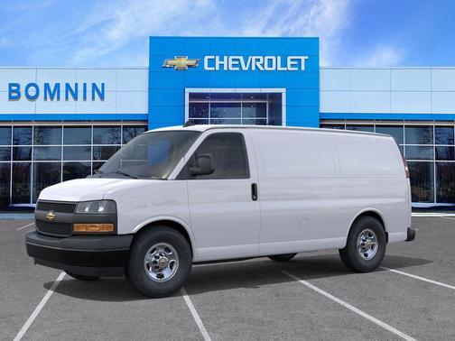 2025 Chevrolet Express 2500 RWD 2500 Regular Wheelbase WT