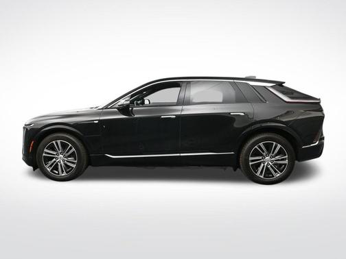 Stellar Black Metallic 2025 Cadillac LYRIQ Luxury