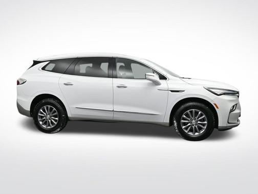 2022 Buick Enclave AWD Essence