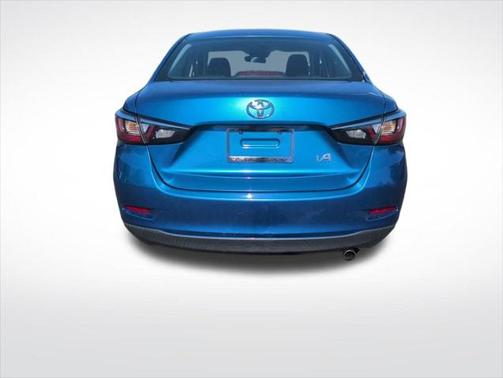 2017 Toyota Yaris iA Base