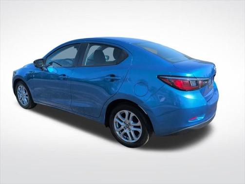 2017 Toyota Yaris iA Base
