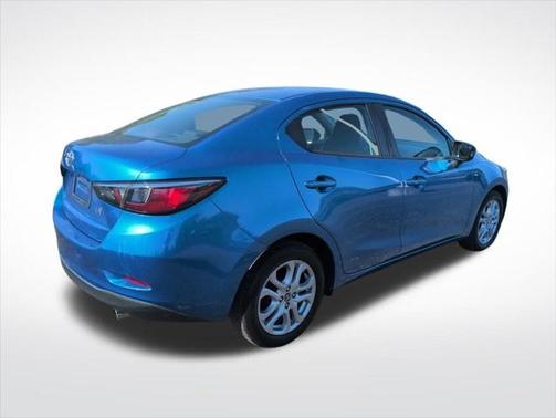 2017 Toyota Yaris iA Base