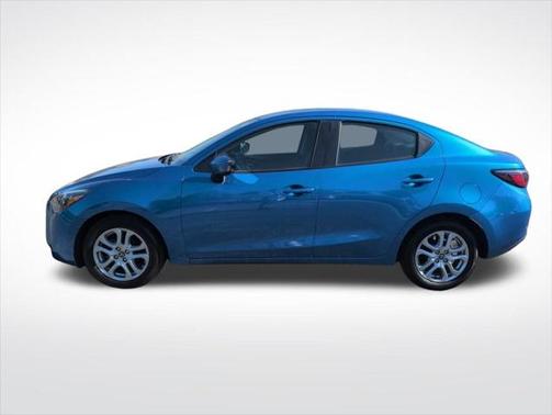 2017 Toyota Yaris iA Base