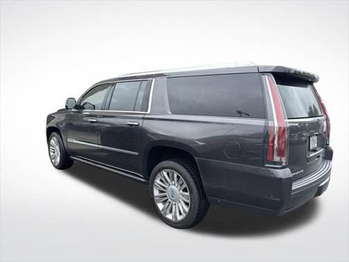 2017 Cadillac Escalade ESV Platinum