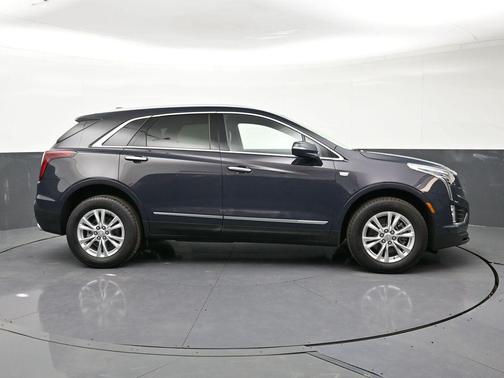 Midnight Sky Metallic 2025 Cadillac XT5 Luxury