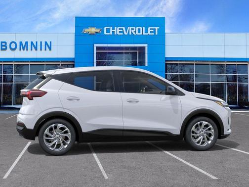 Summit White 2027 Chevrolet Bolt LT FWD
