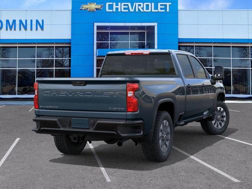 2026 Chevrolet Silverado 2500 Custom