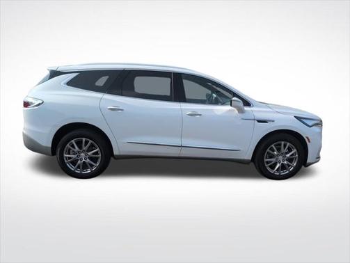 2022 Buick Enclave AWD Essence