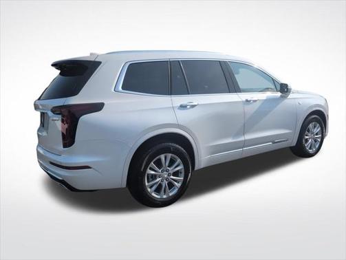 2025 Cadillac XT6 Luxury AWD