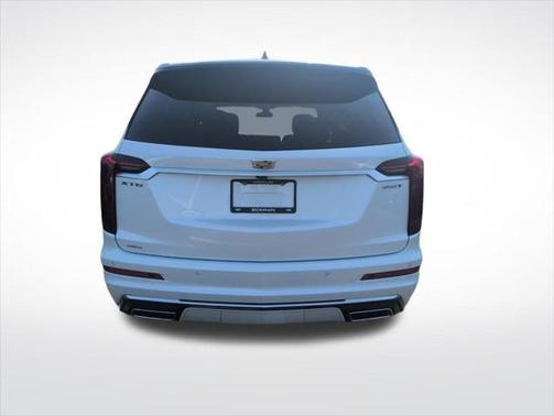 2025 Cadillac XT6 Luxury AWD