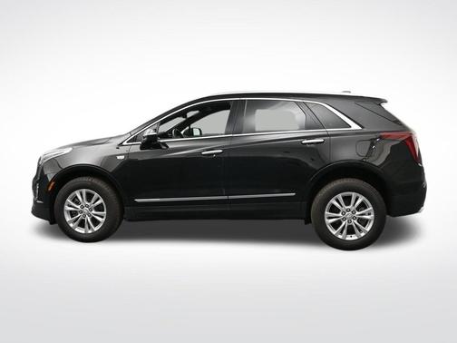 Stellar Black Metallic 2025 Cadillac XT5 Luxury