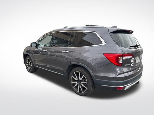2020 Honda Pilot Touring 8-Passenger