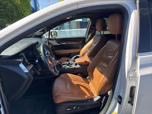 2021 Cadillac XT5 Premium Luxury