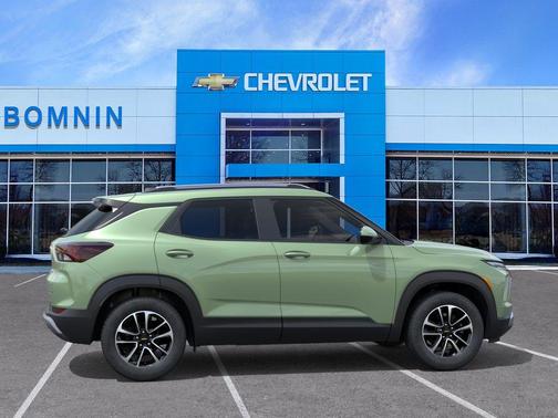 Cacti Green 2026 Chevrolet Trailblazer LT