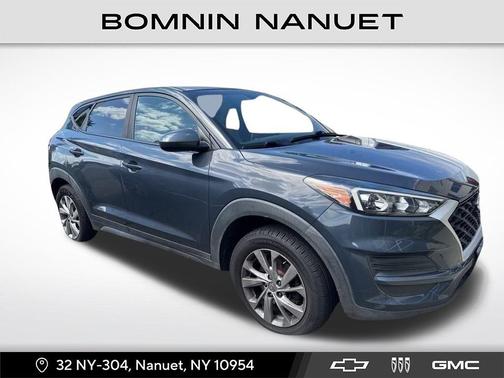 2021 Hyundai TUCSON SE