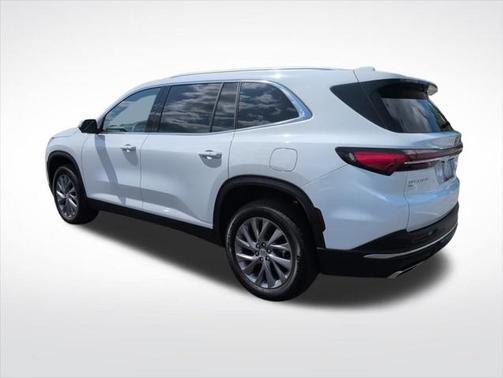 2025 Buick Enclave Preferred FWD