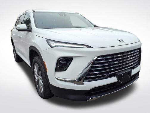 2025 Buick Enclave Preferred FWD