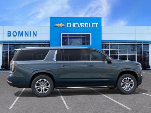 2026 Chevrolet Suburban LT