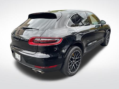 2017 Porsche Macan S