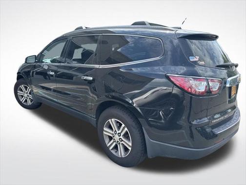 2017 Chevrolet Traverse 2LT