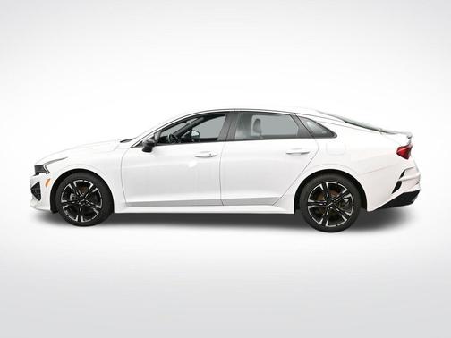 Glacial White Pearl 2022 Kia K5 GT-Line
