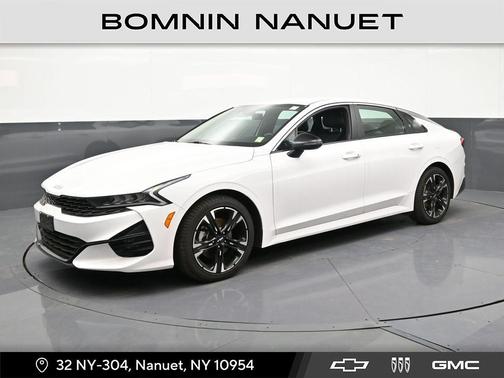 Glacial White Pearl 2022 Kia K5 GT-Line