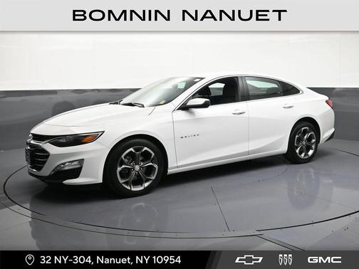 Summit White 2023 Chevrolet Malibu FWD 1LT