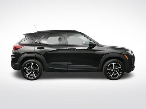 Mosaic Black Metallic 2023 Chevrolet Trailblazer RS