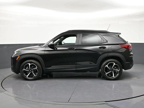Mosaic Black Metallic 2023 Chevrolet Trailblazer RS