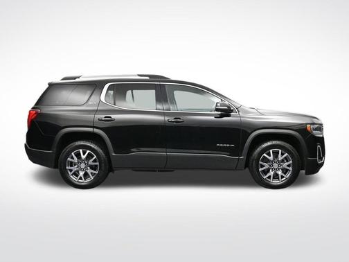 2022 GMC Acadia AWD SLT