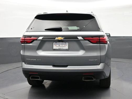 Sterling Gray Metallic 2023 Chevrolet Traverse Premier